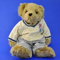 Мягкая игрушка: Медведь в пуловере