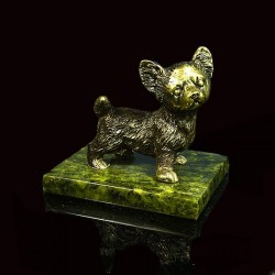 Статуэтка из бронзы: Собака Чихуахуа на подставке из змеевика 1309228